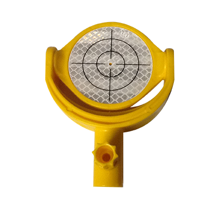 Reflective signal with bracket